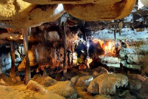 Kataleh khor Cave - Zanjan