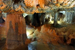 Kataleh khor Cave - Zanjan