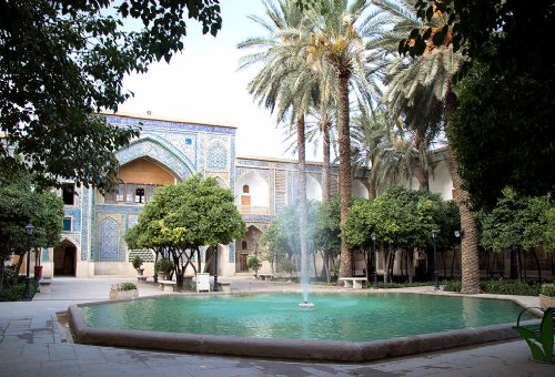 Khan School Shiraz in Shiraz