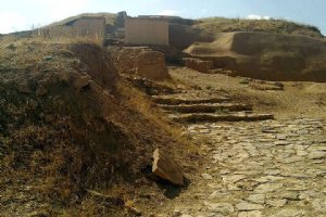Zivieh Archaeological Hill (Ziviyeh Castle) - Saqqez (Saghez)