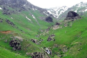 Chehel Cheshmeh Mountain - Kurdistan Province