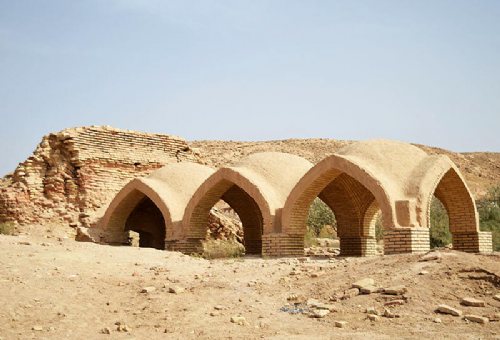 Vartoon Mineral Springs in Isfahan