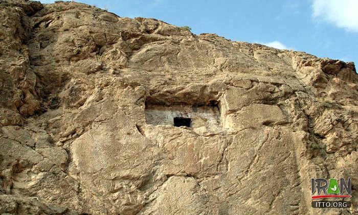 Goor-Dakhmeh Sahneh - Kermanshah Province