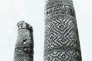 Domenareh Golshan School - Tabas