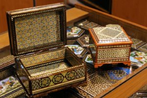 Khatam kari (Inlaid objects / Khatamkari)