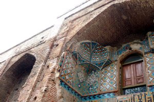 Mashhad Mir Bozorg (Mir Mara'shi) Tomb in Amol