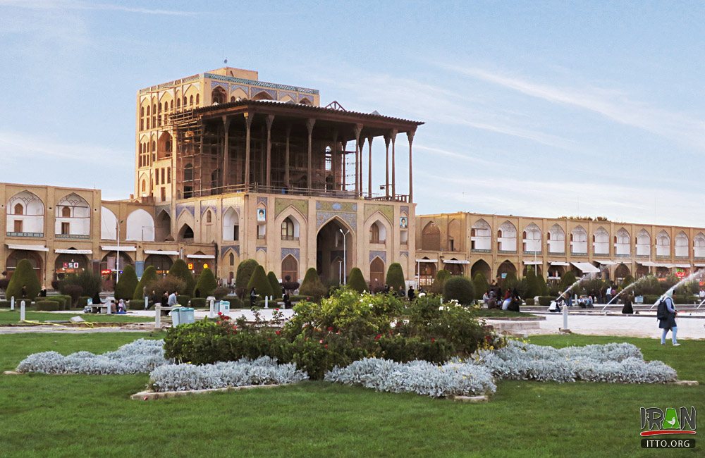 عالیقاپو,alighapo,aligapou,aliqapo,aliqapoo,alighapoo,naghshejahan,naqsh jahan,isfahan,esfahan,اصفهان,نقش جهان