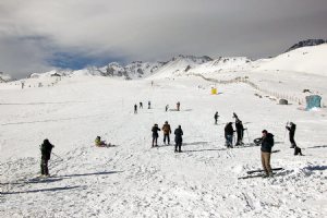 Alvares Ski Resort near Ardabil (Ardebil)