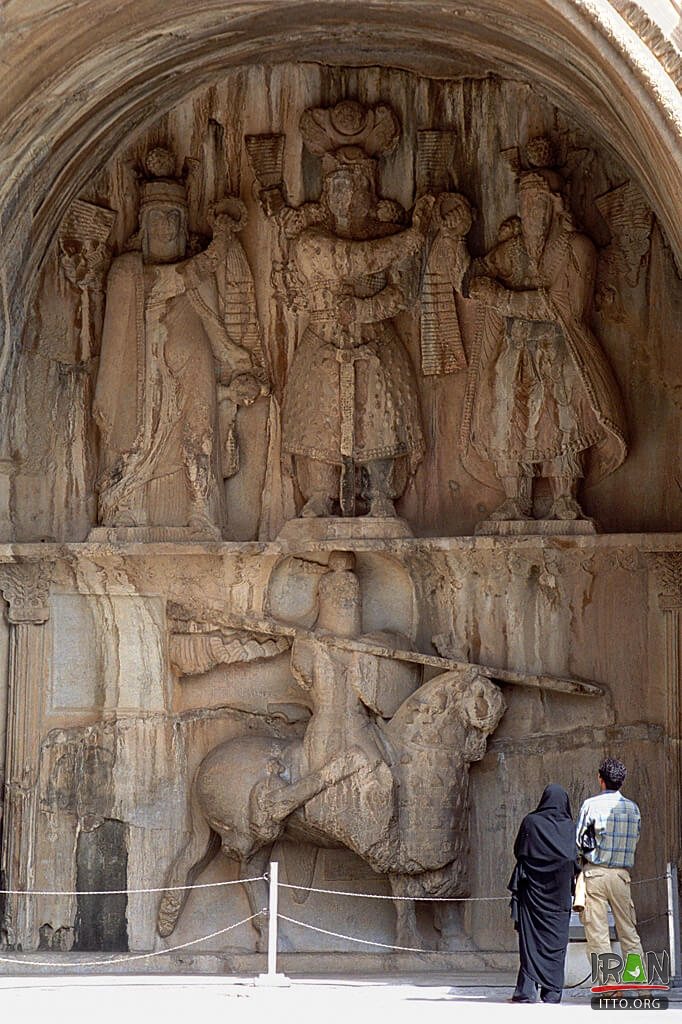 Taq-e Bostan,Tagh Bostan,Arch of the Garden,Taq-e-Bostan Engraving,تاق بستان,طاق بستان,taghebostan,taqebostan,taagh bostan,tagh-e bostan,taqe bostan,taghe bustan,taghe bustan,taaghe bustan,taaqe bostan,taaghebostan,taaqebostan,taaqebustan,kermanshah,kermanshaah,کرمانشاه,میترا,اهورامزدا,ahoramazda,ahuramazda,ardeshir,خسروپرویز,khosroparviz,sassanian,khosro parviz,کتیبه,سنگ نگاره,سنگ نوشته,ساسانیان,فتحعلی شاه,قاجار,کتیبه پهلوی,pahlavi inscription,pahlavi rock relief