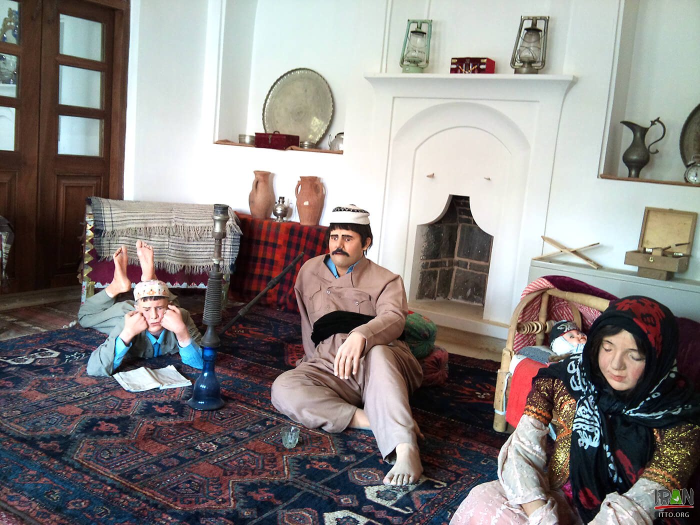 Asef Vaziri Edifice,Asef Vaziri's Mansion,Asef Museum,Sanandaj Anthropology Museum,Kurdish house,House of Kurd,Asef Vaziri Building,Khaneh Kurd,kord house,kurd house,kord mansion,kurd mansion,خانه وزیری,عمارت وزیری,خانه کرد,خانه کردی,sanandaj house,sanandaj museum,اقوام کرد,کردستان ایران,kordestan,kordistan,kurdistan,مردم کرد,kurdish people,kordish people,موزه مردم شناسی کردستان,Anthropology Museum,موزه مردم‌شناسی مناطق کردنشین,مکتب خانه,نگارخانه,صنایع دستی کردستان,kurdish handicrafts,khaneye kurd,khane kurd