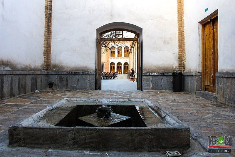 Asef Vaziri Edifice,Asef Vaziri's Mansion,Asef Museum,Sanandaj Anthropology Museum,Kurdish house,House of Kurd,Asef Vaziri Building,Khaneh Kurd,kord house,kurd house,kord mansion,kurd mansion,خانه وزیری,عمارت وزیری,خانه کرد,خانه کردی,sanandaj house,sanandaj museum,اقوام کرد,کردستان ایران,kordestan,kordistan,kurdistan,مردم کرد,kurdish people,kordish people,موزه مردم شناسی کردستان,Anthropology Museum,موزه مردم‌شناسی مناطق کردنشین,مکتب خانه,نگارخانه,صنایع دستی کردستان,kurdish handicrafts,khaneye kurd,khane kurd