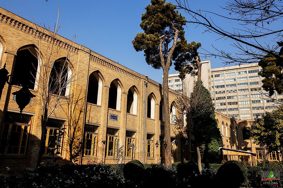 Daar ol Fonoun School,Dar-ul-Funun University,Darol-Fonoon,دارالفنون,امیرکبیر,ناصرالدین شاه قاجار,تهران,ناصرخسرو,dar ol fonon,darolfonon,دار الفنون,دارفنون,darfonon,darolfonun