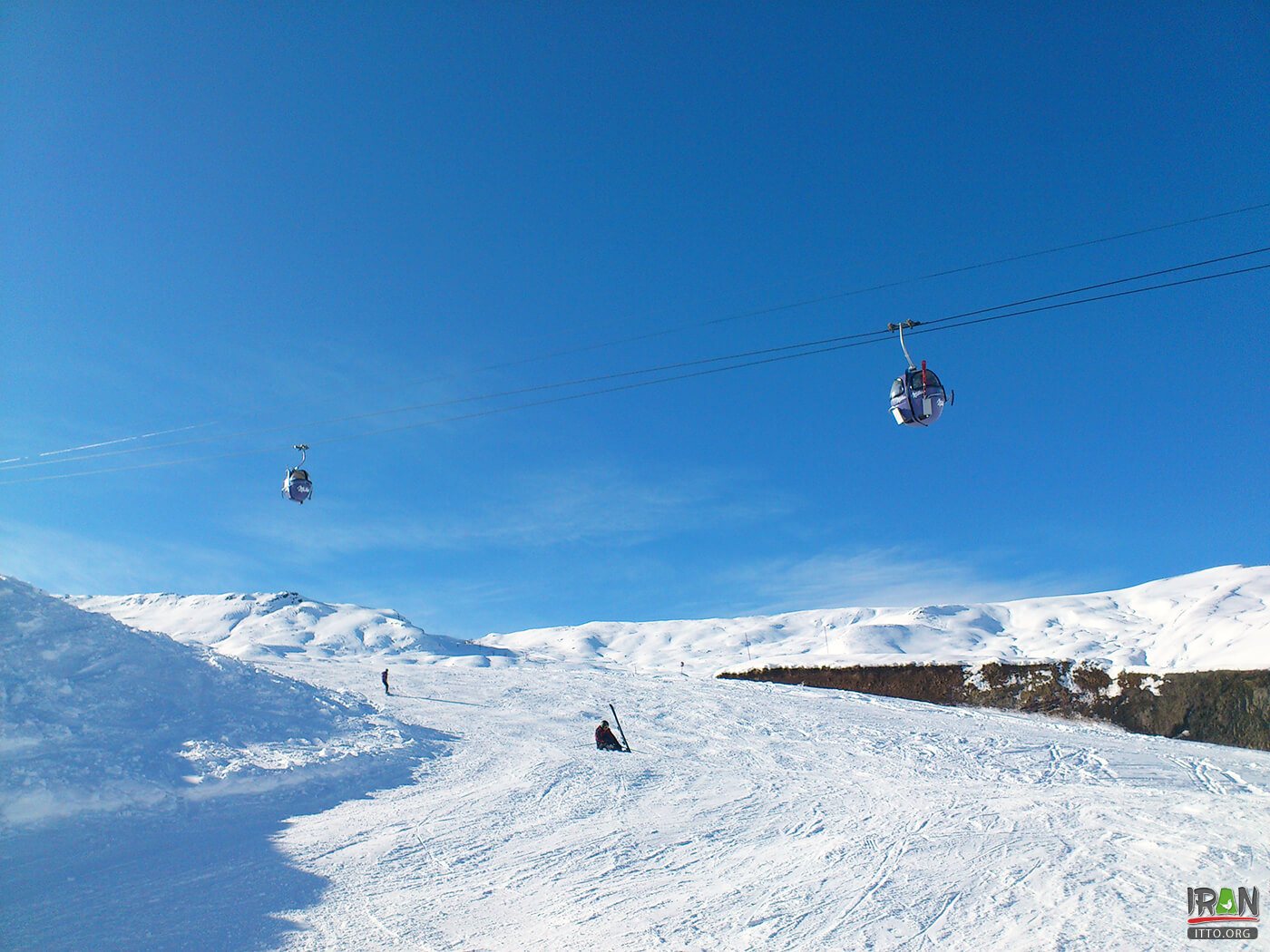 Dizin Ski Slope,Dizin sport complex,pist ski dizin,tehran ski,karaj ski,dizin slope,deezeen,دیزین,iran ski,ski resorts,alborz,alburz,استان البرز,جاده چالوس,chalous road,chaloos road,chalos road,پیست دیزین,iran winter,iran sport,ski complex
