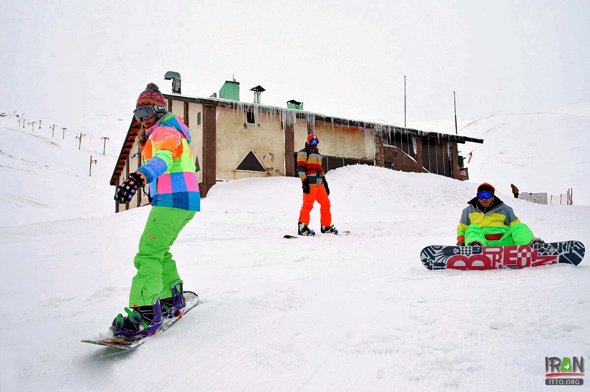 Dizin Ski Slope,Dizin sport complex,pist ski dizin,tehran ski,karaj ski,dizin slope,deezeen,دیزین,iran ski,ski resorts,alborz,alburz,استان البرز,جاده چالوس,chalous road,chaloos road,chalos road,پیست دیزین,iran winter,iran sport,ski complex