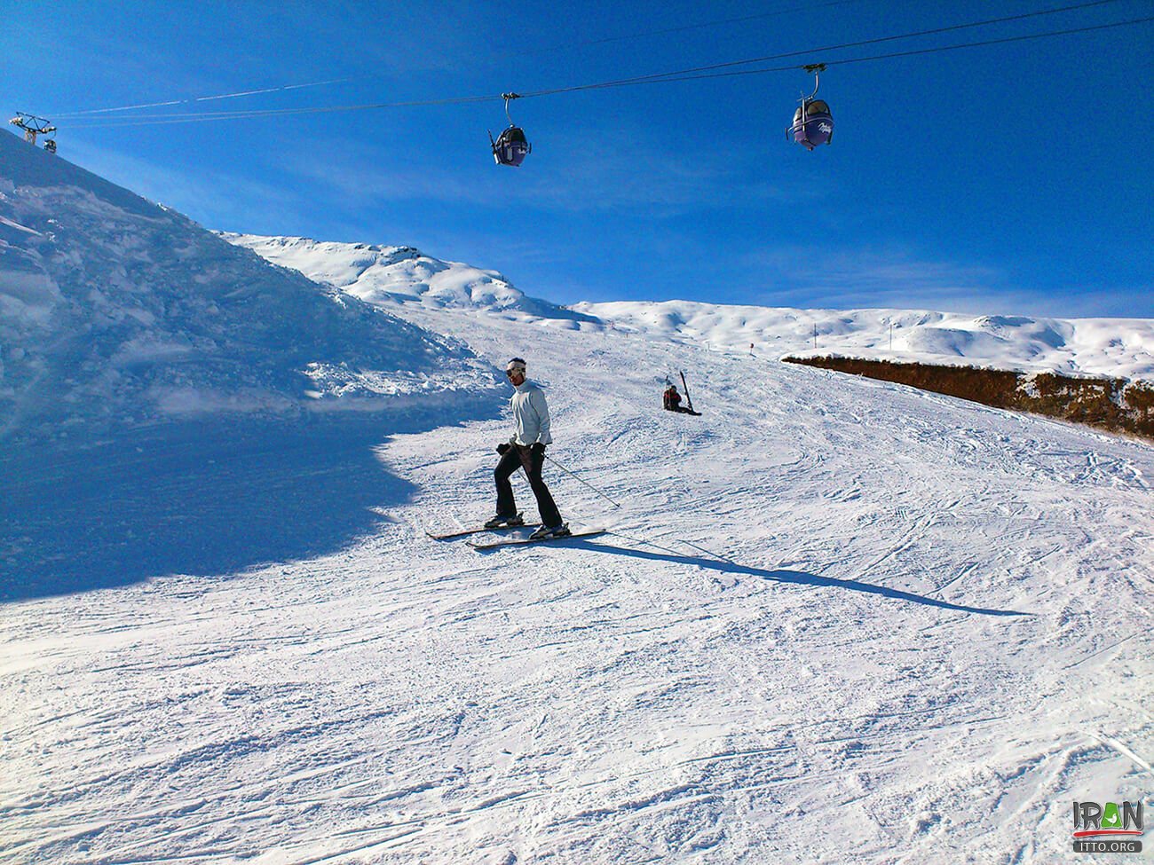 Dizin Ski Slope,Dizin sport complex,pist ski dizin,tehran ski,karaj ski,dizin slope,deezeen,دیزین,iran ski,ski resorts,alborz,alburz,استان البرز,جاده چالوس,chalous road,chaloos road,chalos road,پیست دیزین,iran winter,iran sport,ski complex