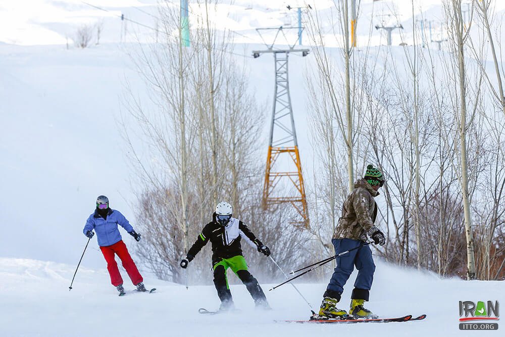 Dizin Ski Slope,Dizin sport complex,pist ski dizin,tehran ski,karaj ski,dizin slope,deezeen,دیزین,iran ski,ski resorts,alborz,alburz,استان البرز,جاده چالوس,chalous road,chaloos road,chalos road,پیست دیزین,iran winter,iran sport,ski complex