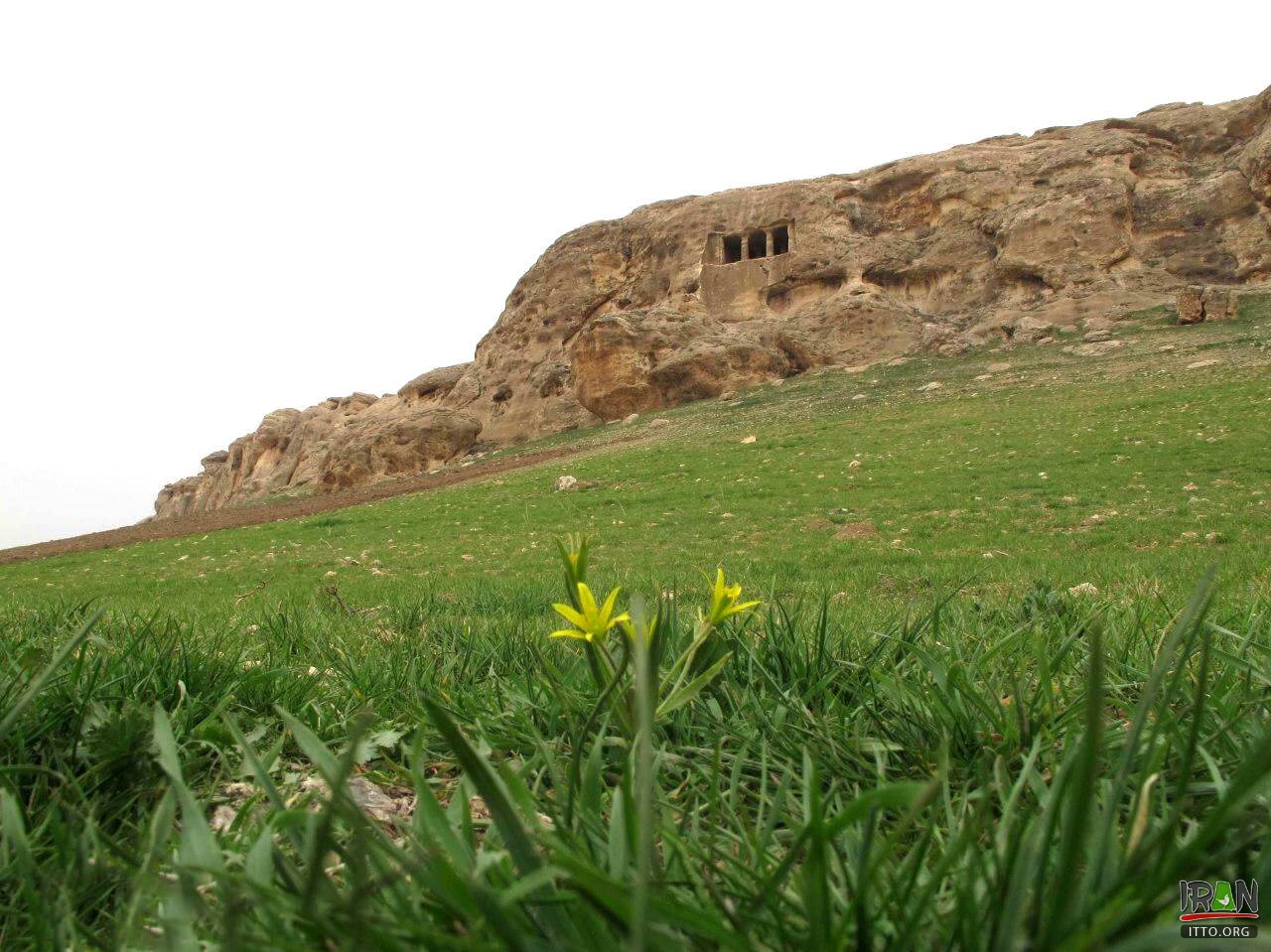 Faghragha,Faqerqa Cave,Fakhrigah Silent Tower,فخریگاه, فخریکا, فقره قا, فقره گاه,faghrigah,fakhregah,faghrgah,faghregah,دخمه فخریگاه,گور دخمه فقرقا مهاباد,mahabad,دوران مادها,Medes,فرورتیش,faratis,diako,diaco,فراورتیش,faravartis,faravartish,faravartihs,اگریقاش,farahgah,فرهگه,ایران باستان,تمدن ما,medes king,ایندرقاش,Eyriqash,Eqriqash,eghrighash,egrighash,eghrighash,Egriqash,mokrian,mokreian,mokryan,مکریان,West Azerbaijan,آذربایجان غربی,مه آباد,mehabad,mah abad,ghom ghaleh,qomqaleh,gom galeh