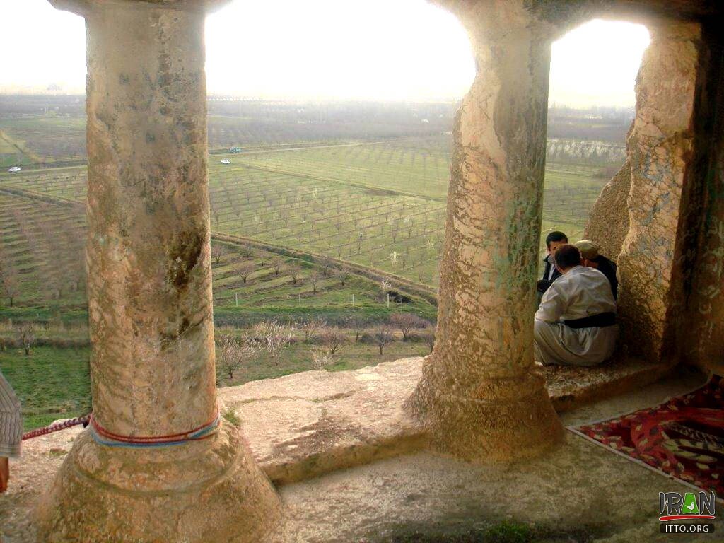 Faghragha,Faqerqa Cave,Fakhrigah Silent Tower,فخریگاه, فخریکا, فقره قا, فقره گاه,faghrigah,fakhregah,faghrgah,faghregah,دخمه فخریگاه,گور دخمه فقرقا مهاباد,mahabad,دوران مادها,Medes,فرورتیش,faratis,diako,diaco,فراورتیش,faravartis,faravartish,faravartihs,اگریقاش,farahgah,فرهگه,ایران باستان,تمدن ما,medes king,ایندرقاش,Eyriqash,Eqriqash,eghrighash,egrighash,eghrighash,Egriqash,mokrian,mokreian,mokryan,مکریان,West Azerbaijan,آذربایجان غربی,مه آباد,mehabad,mah abad,ghom ghaleh,qomqaleh,gom galeh