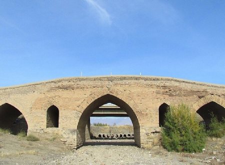 Historical Bridge of Farasfaj
