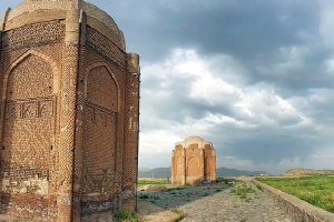 Kharaqan Towers near Qazvin