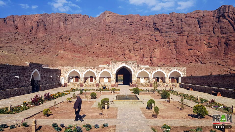 Khajeh Nazar Caravansarai,Khaje-Nazar Caravansaray,Jolfa Caravansaray,Khwaja Nazar Caravansarai,کاروانسرای خواجه نظر,khaajeh nazar karavansara,jolfa,julfa,جلفا,آذربایجان شرقی,east azarbaijan