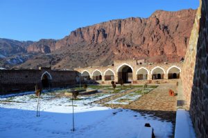 Khajeh Nazar Caravanserai - Jolfa