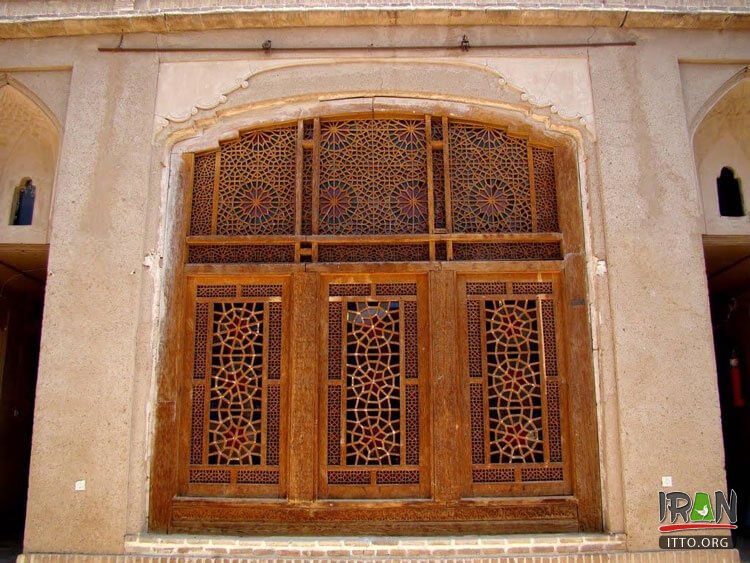 Khane-ye Lariha,Lari House,Lariha Mansion,خانه لاری ها,lari ha house,lari-ha house,lariha mansion,khane lariha,khanehe lariha,استان یزد,yazd province,lariha historical house,yazd house,yazd historical houses,عمارت لاریها,خانه لاری های یزد,emarat lariha,فهدان