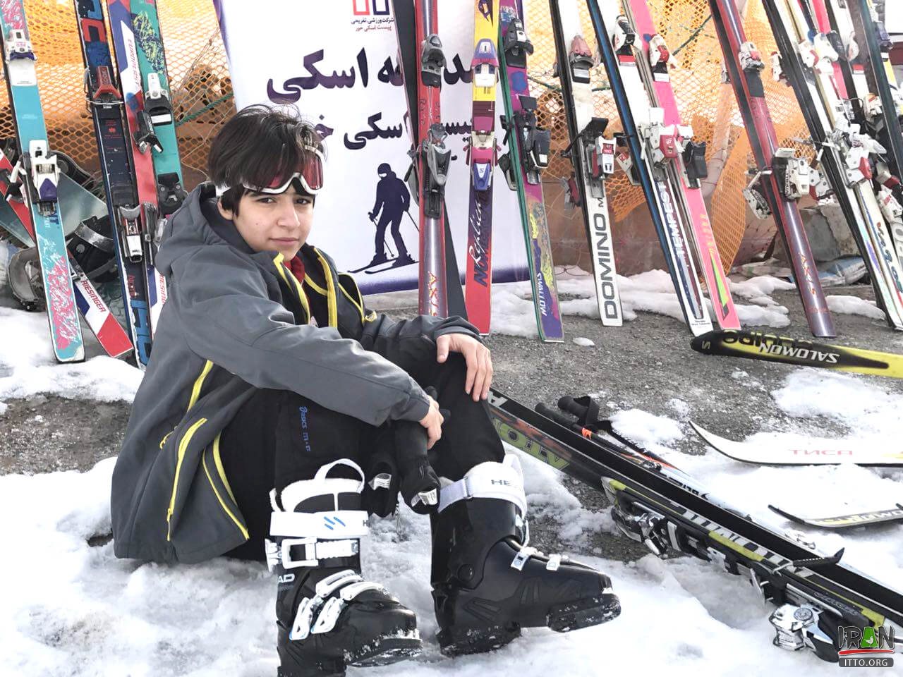 Khur Ski Resort,Karaj-Chalus Road,khor village,alborz province,alburz mountain range,استان البرز,پیست اسکی نزدیک تهران,پیست اسکی کرج,iran winter games,sport complex,piste khor,piste ski karaj,karaj ski resort,khur ski resort,iran ski resorts,ski resorts in iran,ski resort near tehran,ski resort near karaj-alborz province,alburz province