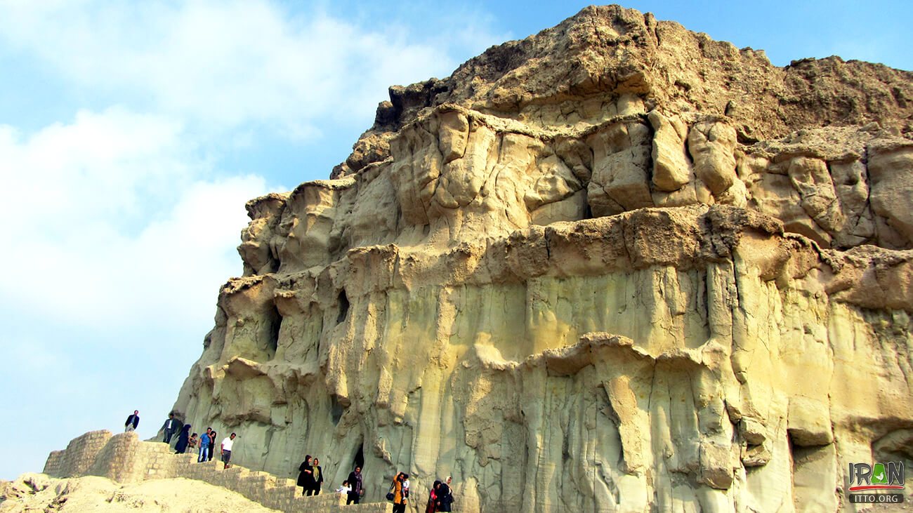 Khorbas Village,Kharbes Cave,Kharbaz Cave,غار خوربس,غار خربس,khoorbas cave,khorbas village,khurbas village,khorbas caves,khourbas cave,kharbas,kharbes