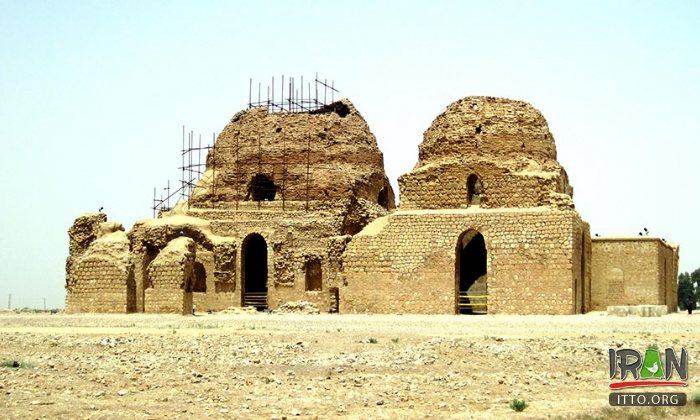Sassanide Palace (Khosravi Edifice) - Ghasr-e Shirin