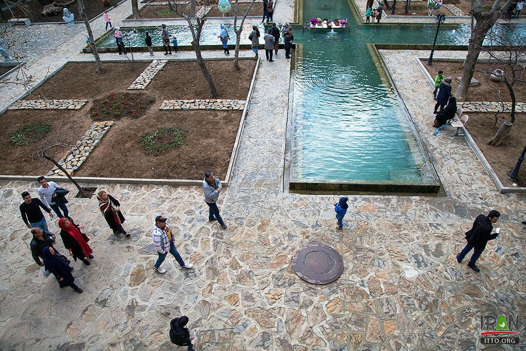 Khosrow Abad Edifice,Emarat'e Khosroabad,خسرواباد سنندج,عمارت خسروآباد,عمارت خسرو آباد,شبلی,خسروخان اردلان,باغ خسروآباد,فتحعلی شاه قاجار,sanandej,sanandaj,kurdistan province,استان کردستان,والیان اردلان,