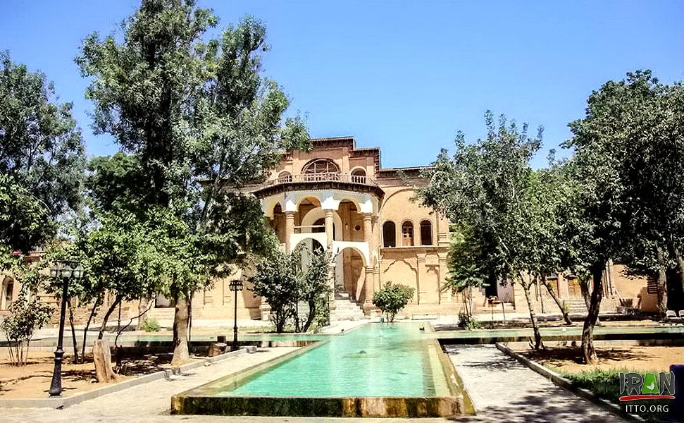 Khosrow Abad Edifice,Emarat'e Khosroabad,خسرواباد سنندج,عمارت خسروآباد,عمارت خسرو آباد,شبلی,خسروخان اردلان,باغ خسروآباد,فتحعلی شاه قاجار,sanandej,sanandaj,kurdistan province,استان کردستان,والیان اردلان,