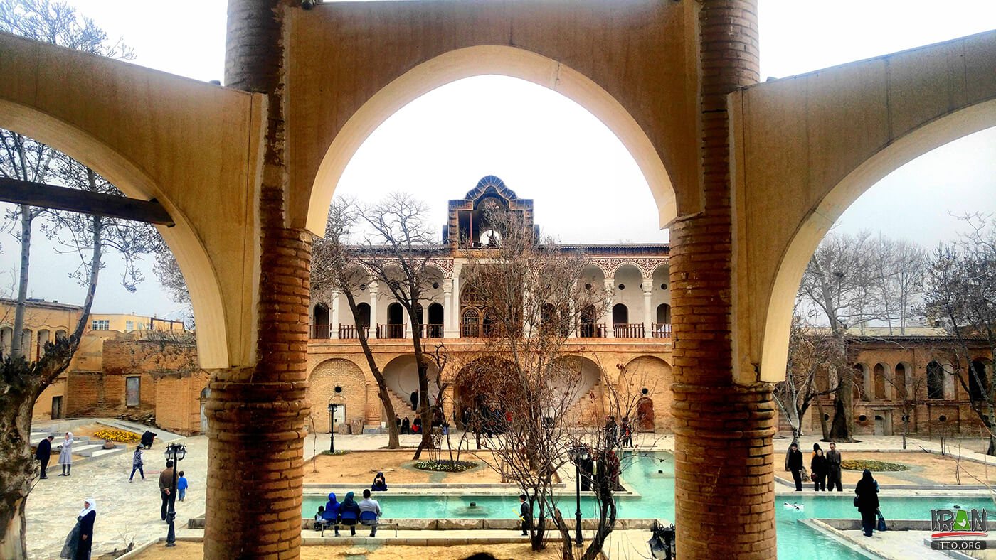 Khosrow Abad Edifice,Emarat'e Khosroabad,خسرواباد سنندج,عمارت خسروآباد,عمارت خسرو آباد,شبلی,خسروخان اردلان,باغ خسروآباد,فتحعلی شاه قاجار,sanandej,sanandaj,kurdistan province,استان کردستان,والیان اردلان,