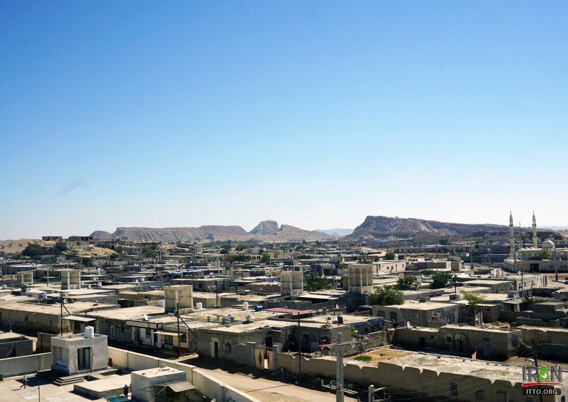 Bandar e Laft,Bandar Laaft,Yaft,Laft-e Now,Laft Port,بندرلافت قشم,خلیج فارس,جزیره قشم,روستای قشم,روستای لافت