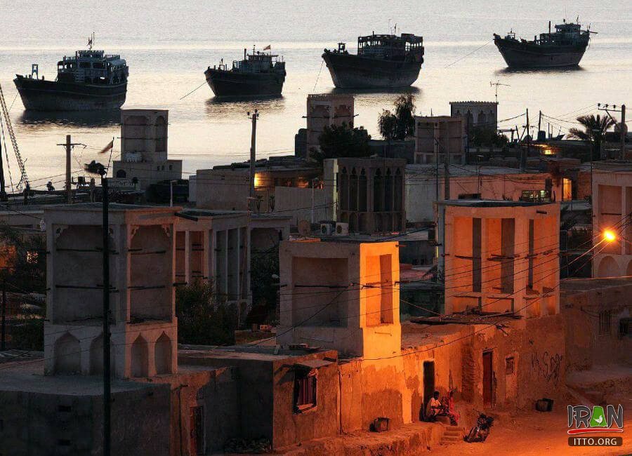 Bandar e Laft,Bandar Laaft,Yaft,Laft-e Now,Laft Port,بندرلافت قشم,خلیج فارس,جزیره قشم,روستای قشم,روستای لافت