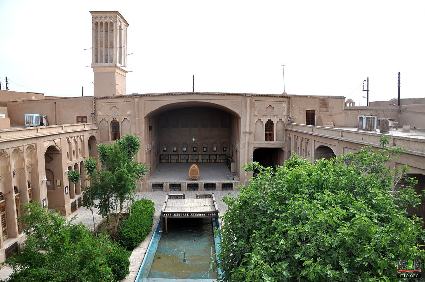 Khane-ye Lariha,Lari House,Lariha Mansion,خانه لاری ها,lari ha house,lari-ha house,lariha mansion,khane lariha,khanehe lariha,استان یزد,yazd province,lariha historical house,yazd house,yazd historical houses,عمارت لاریها,خانه لاری های یزد,emarat lariha