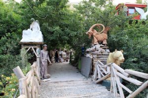 Vaziri Caved Museum - Lavasan