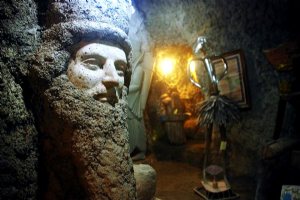 Vaziri Caved Museum - Lavasan
