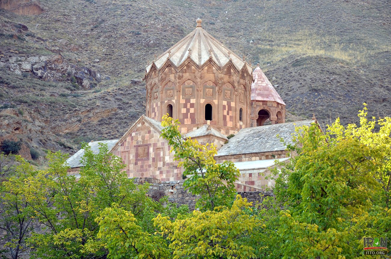 Surb Stepanos Vank,Kelisaa-ye San Estepanus,Maghardavank,کلیسای سن استپانوس,سن استفانوس,saint stepanus,san stepanos,san stepanous,san stepanoos,جلفا,julfa,jolfa,azerbaijan,east azarbaijan,آذربایجان شرقی,saint stepanoos church,saint estepanos church,kelisaye san estepanos,kelisa,sanestepanos,saint estepanoos