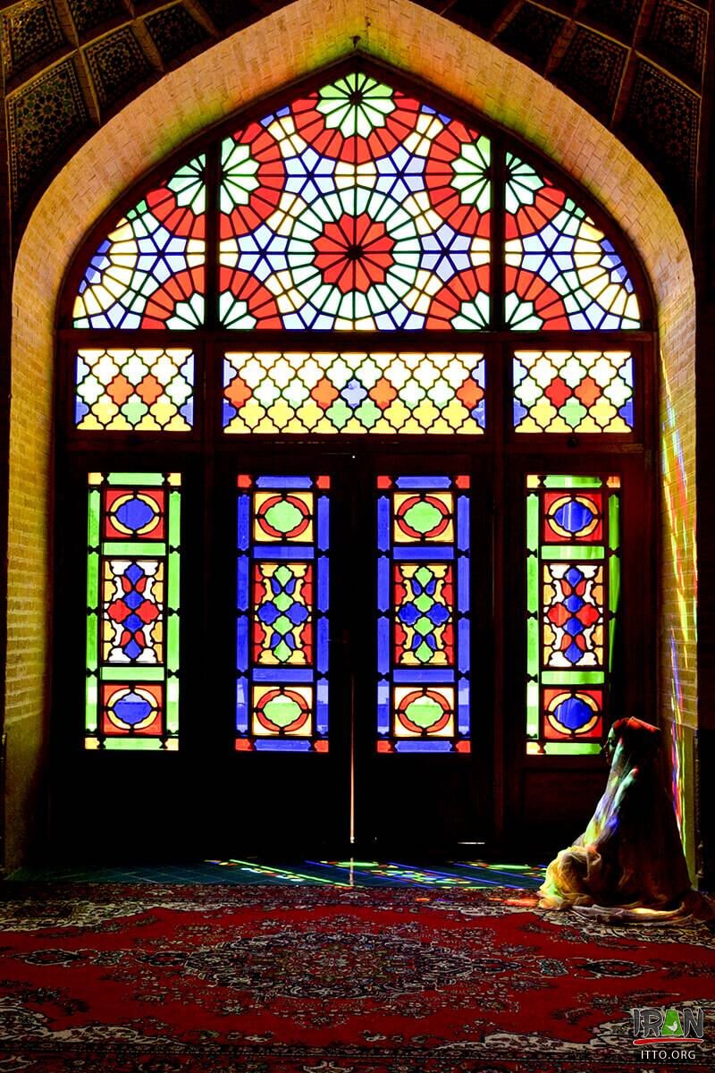 Nasir-Ol Molk Mosque,Pink Mosque,Masjed-e Nasir ol-Molk,Rainbow Mosque,Nasirol Molk Mosque,shiraz mosque,shiraz old mosque,مسجد نصیرملک شیراز,مسجد صورتی,fars province,استان فارس,masjid nasirolmold,مسجد رنگین کمان,masjed soorati,masjed sorati,masjed ranginkaman,masjid rangin kaman,ranginkaman mosque,sorati mosque,دوره قاجار