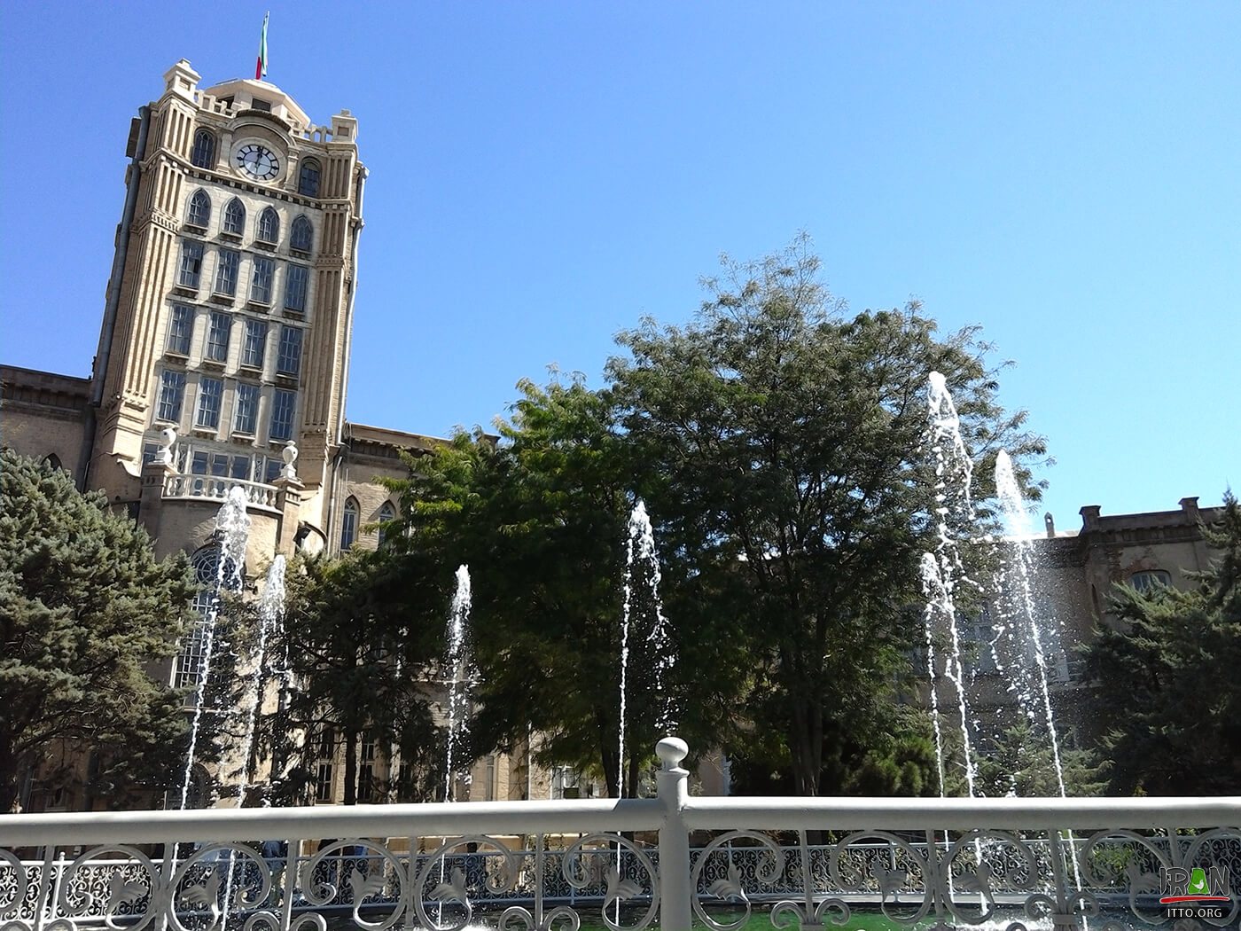 Sa'at Tower,Meydan-e Sa'at,Kakh-e Shahrdari-e Tabriz,municipality museum of Tabriz,Shahrdari Square,Meydan-e saat tabriz,tabriz Square,میدان شهرداری تبریز,meydane sat tabriz,tabriz Municipality,tabriz Square,میدان ساعت تبریز,عمارت شهرداری تبریز,shahrdari square,موزه شهرداری تبریز
