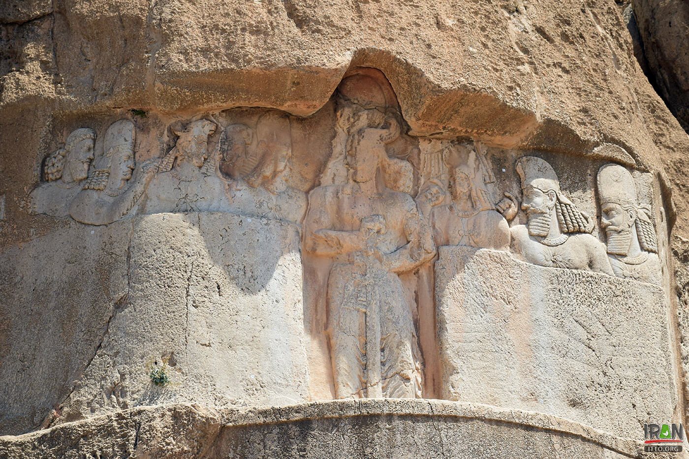 Tomb of Darius the Great,Naqsh Rustam,Naghsh-e-Rostam ancient necropolis,محوطه تاریخی نقش رستم,مرودشت,marvdasht,fars province,استان فارس,naqsherostam,naqsh rostam,naghsh rostam,کعبه زرتشت,Alexander the Great,اسکندر مقدونی,هخامنشیان,مقبره داریوش,قبر داریوش,Achaemenid Tomb,Xerxes I,Xerxes,Cube of Zoroaster