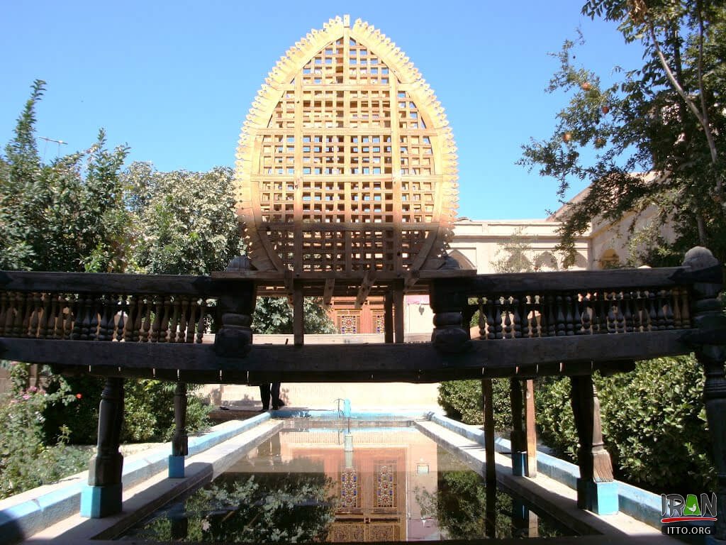 Khane-ye Lariha,Lari House,Lariha Mansion,خانه لاری ها,lari ha house,lari-ha house,lariha mansion,khane lariha,khanehe lariha,استان یزد,yazd province,lariha historical house,yazd house,yazd historical houses,عمارت لاریها,خانه لاری های یزد,emarat lariha,فهدان