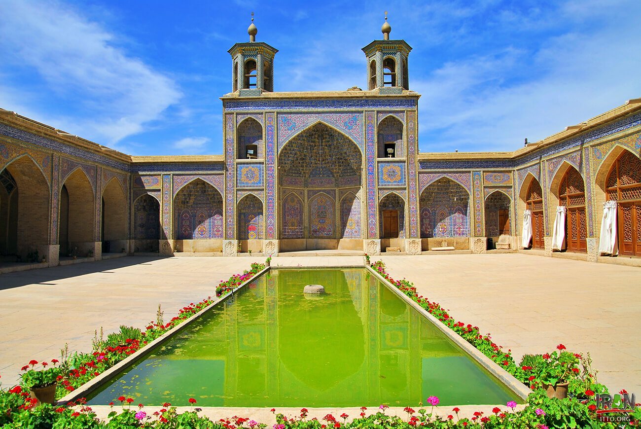 Nasir-Ol Molk Mosque,Pink Mosque,Masjed-e Nasir ol-Molk,Rainbow Mosque,Nasirol Molk Mosque,shiraz mosque,shiraz old mosque,مسجد نصیرملک شیراز,مسجد صورتی,fars province,استان فارس,masjid nasirolmold,مسجد رنگین کمان,masjed soorati,masjed sorati,masjed ranginkaman,masjid rangin kaman,ranginkaman mosque,sorati mosque,دوره قاجار