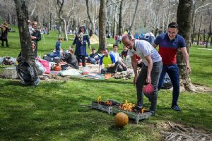 Sizdah Be-dar: Iranians Celebrating Nature’s Day