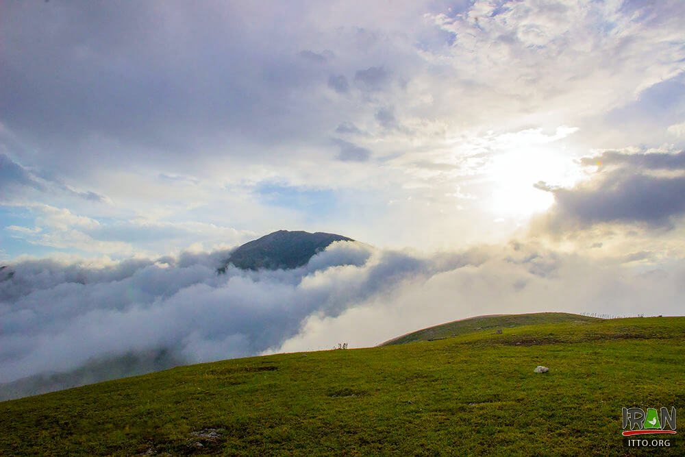 Masal heights,Olesbelangah,Olasbelangah Village,Ulsblangah,masaal,masal,fouman,fooman,ماسال,اولسبلانگا,السبلانگاه,ییلاق اولسبلانگاه,طبیعت استان گیلان,اقیانوس ابر,clouds,The Village above the Clouds,iran above the clouds,guilan,gilan province,north of iran,شمال ایران,gilavan,gilvan,گیلوان,gilvan road,gilvan masal road,gilavan masal road,اولسبلنگا,اولسبالانگاه,کوههای ماسال,ارتفاعات ماسال,طبیعت ماسال,طبیعت گیلان,iran natural attraction,اولسبلانکا,اولاسبلانکا