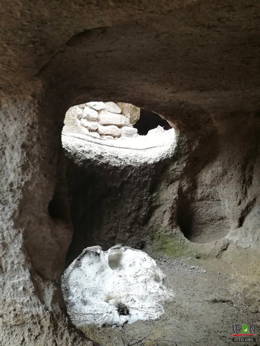 Rocky and buried village of Hile Var,Hileh Var Village,روستای مدفون حیله ور,روستای حیلهور,hilehvar,hilevar,hileh var village