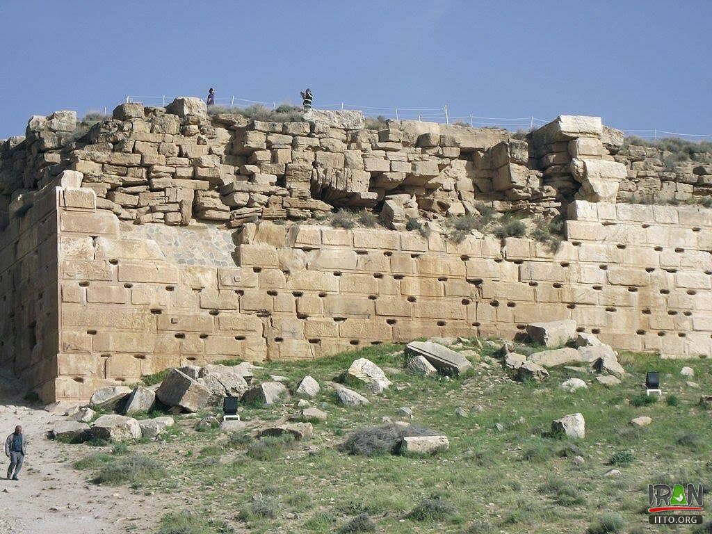 The Tall-i Takht Citadel,taletakht,tall takht,talle takht,taletakht,talletakht,تل تخت,تخت مادر سلیمان,takht soleiman