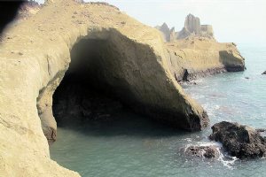 Hormuz Sea Caves - Hormoz Island - Persian Gulf