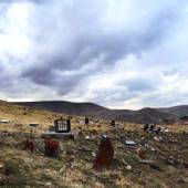 Pineh Shalvar Cemetery near Tabriz (East Azerbaijan)